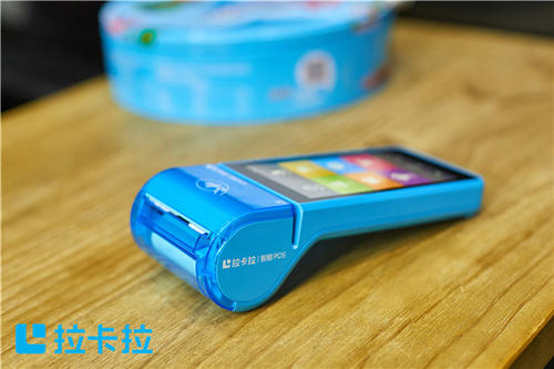購(gòu)買POS機(jī)和做POS機(jī)代理要注意點(diǎn)什么呢