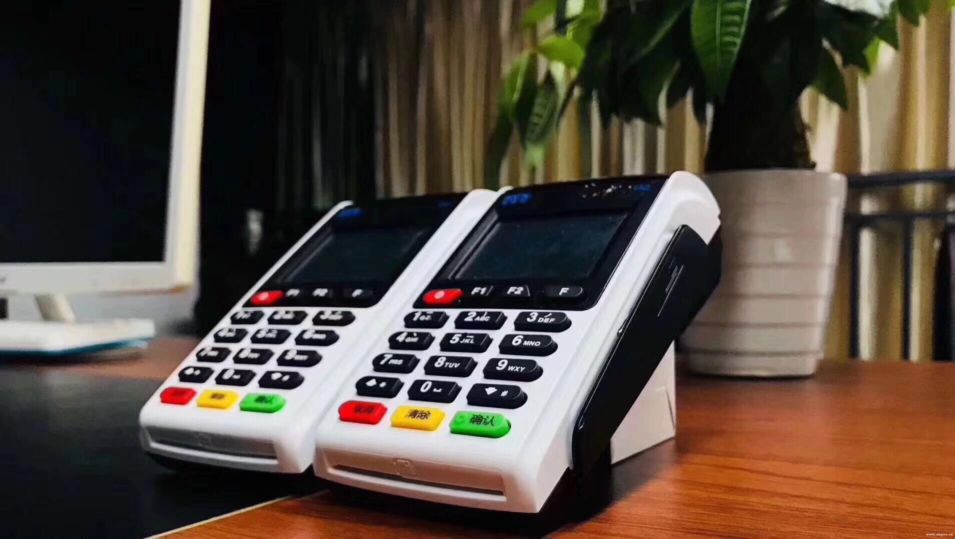 銀行也能辦理POS機(jī)，為什么更多的人選擇支付公司？