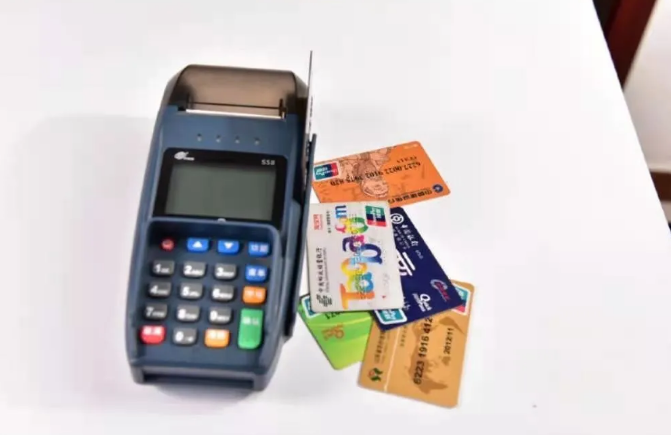 怎么樣的POS機才是正規(guī)POS機？要不要選擇移動pos機？